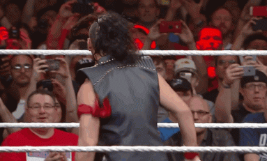 10 Current WWE Superstars with Great Entrances
