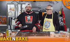 Wake and Bake with Kevin Smith and Andy McElfresh Ep 4: Cool Ranch Corned Beef Hash with Spicy Ranch Sauce