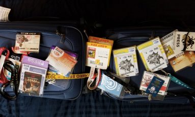 What to Pack When Packing For a Convention!