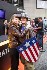 The Daily Crate | Looter Love: Past Pics of SDCC Looters and Fans!