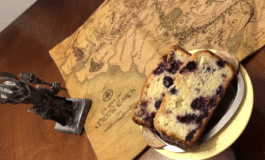 Looter Recipe: Bilbo Baggins' Blueberry Lemon Tea Cake