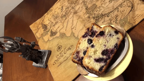 Looter Recipe: Bilbo Baggins’ Blueberry Lemon Tea Cake