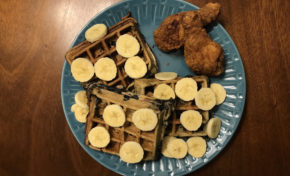 Looter Recipe: Banana and BLUTH-berry Chicken & Waffles!