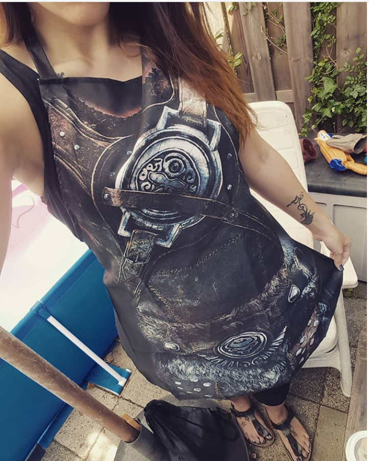 The Daily Crate | Looter Love: Loot Gaming Skyrim Apron