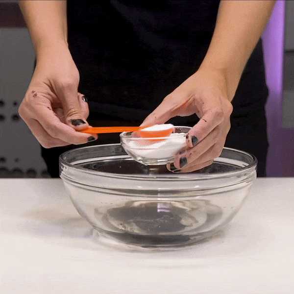 The Daily Crate | DIY: Make Your Own Ooze With This Venom Slime Tutorial!