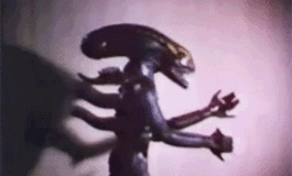 Manic Monday: The Craziest Aliens and Predator Toys from the 80's!