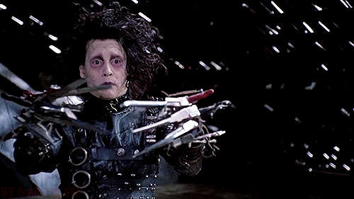 The Daily Crate | Anatomy of a Scene: Peg Meets Edward from Edward Scissorhands
