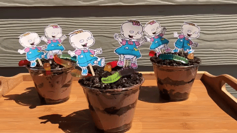 Looter Recipe: Phil + Lil’s Mud-Pie Pudding Cups!
